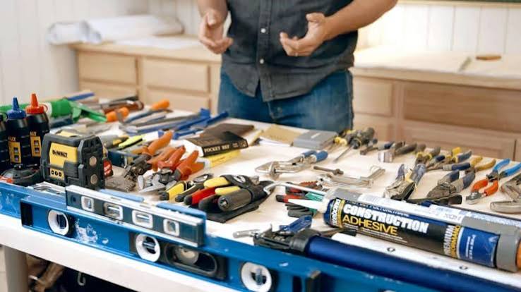 Tools & Contractor Supplies